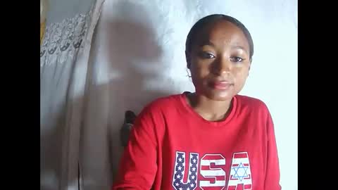 Snapshot of francine925426 chatting on 11/20/25, 08:36 francine925426 online show from 11/20/25, 08:36