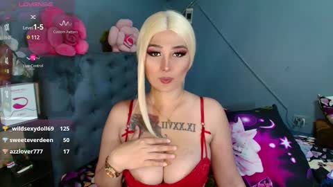 Snapshot of francine_lover chatting on 03/06/25, 04:19 Ms Francine online show from 03/06/25, 04:19