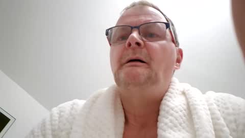 Snapshot of franciscomalin chatting on 01/25/25, 04:57 franciscomalin online show from 01/25/25, 04:57