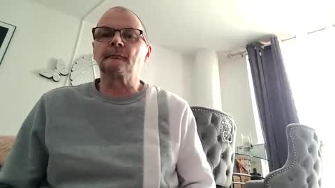 Snapshot of franciscomalin chatting on 02/14/25, 11:31 franciscomalin online show from 02/14/25, 11:31