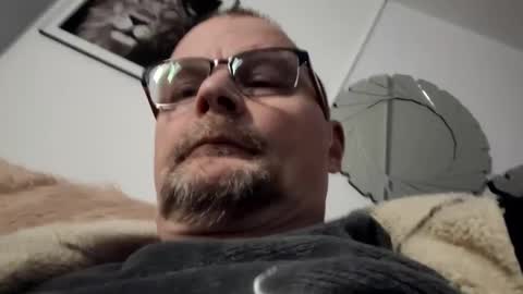 Snapshot of franciscomalin chatting on 03/04/25, 06:04 franciscomalin online show from 03/04/25, 06:04