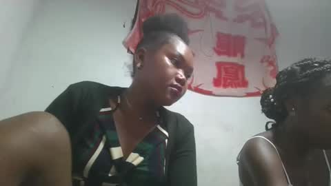 Snapshot of franckamby chatting on 11/28/25, 09:28 franckamby online show from 11/28/25, 09:28