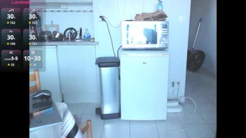 yogapants online show from 10/25/25, 11:07