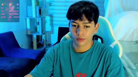 Snapshot of franco_rizzo01 chatting on 10/01/25, 05:13 frank online show from 10/01/25, 05:13