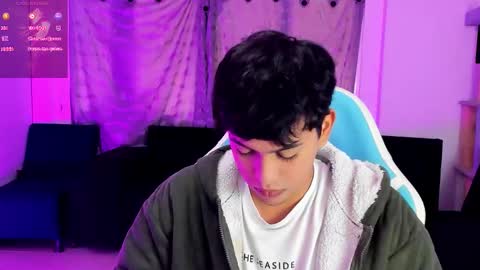 Snapshot of franco_rizzo01 chatting on 10/12/25, 08:30 frank online show from 10/12/25, 08:30