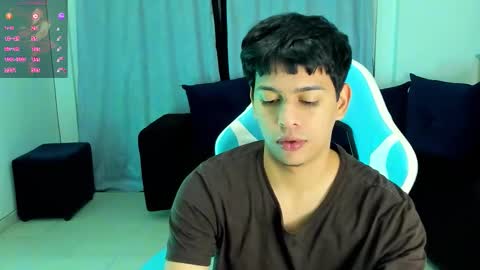 Snapshot of franco_rizzo01 chatting on 10/16/25, 06:14 frank online show from 10/16/25, 06:14