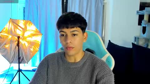 Snapshot of franco_rizzo01 chatting on 11/11/25, 03:06 frank online show from 11/11/25, 03:06