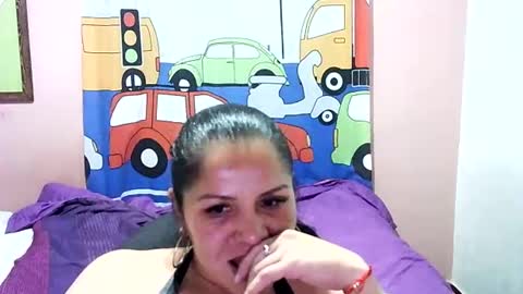 Snapshot of francy_froz chatting on 12/02/24, 03:26 francy froz online show from 12/02/24, 03:26