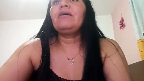 Snapshot of francy_froz chatting on 01/03/25, 01:38 francy froz online show from 01/03/25, 01:38