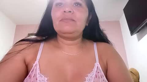 Snapshot of francy_froz chatting on 11/11/25, 03:17 francy froz online show from 11/11/25, 03:17