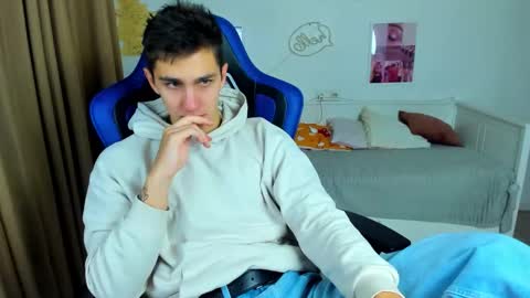 Frank online show from 10/18/25, 04:48