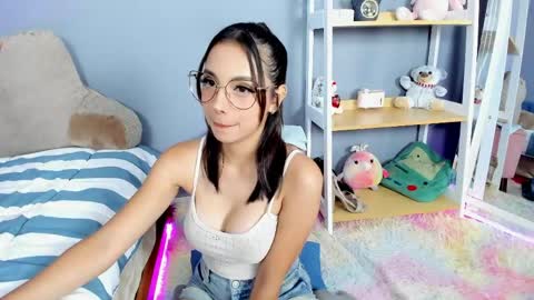 Sasha  online show from 06/04/26, 01:11