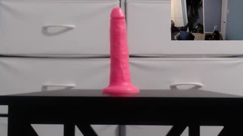 Snapshot of frankielabido chatting on 12/04/25, 11:46 Vesper Marlow online show from 12/04/25, 11:46