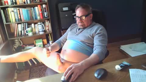 frankv65 online show from 01/27/25, 04:43