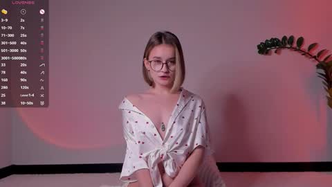 Snapshot of frannpalmer chatting on 12/03/25, 05:55 Frann online show from 12/03/25, 05:55