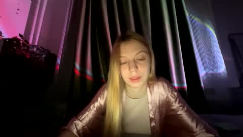 Snapshot of franny_fresh chatting on 03/02/26, 07:21 franny_fresh online show from 03/02/26, 07:21