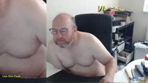 Snapshot of fransje_ chatting on 10/04/25, 10:35 Fransje online show from 10/04/25, 10:35