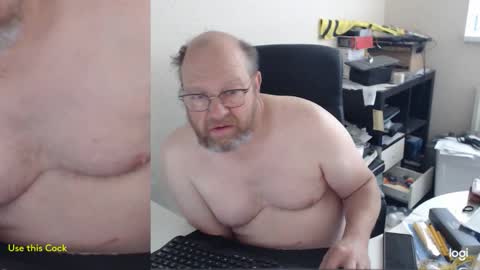 Snapshot of fransje_ chatting on 10/18/25, 09:54 Fransje online show from 10/18/25, 09:54