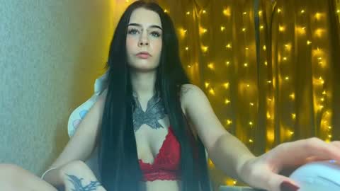 mistress Bastet and  mintcola online show from 02/22/25, 03:25