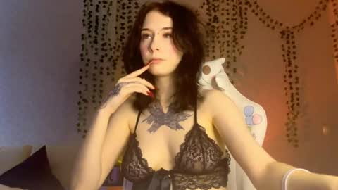 mistress Bastet and  mintcola online show from 03/05/25, 01:06