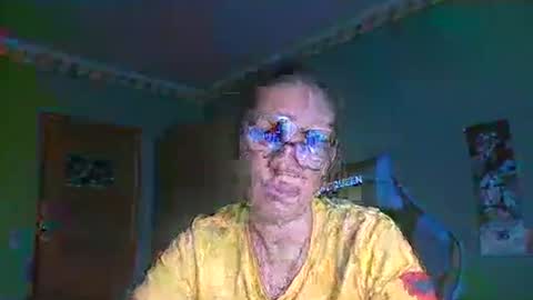 fraucaramel online show from 12/05/25, 10:13