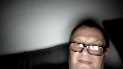 Wolfi online show from 12/24/24, 07:28