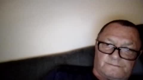 Wolfi online show from 03/10/25, 06:27