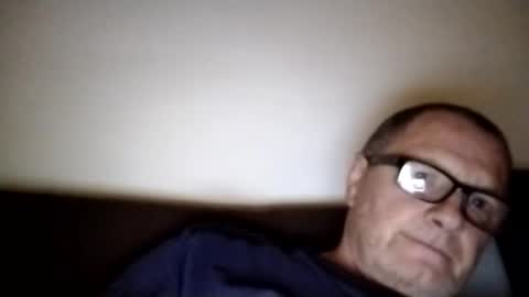 Wolfi online show from 10/19/25, 06:25