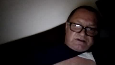 Wolfi online show from 10/21/25, 02:07