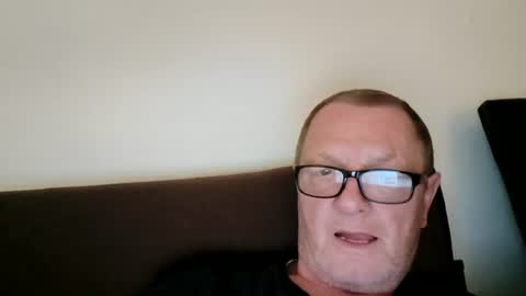 Wolfi online show from 06/15/26, 05:53