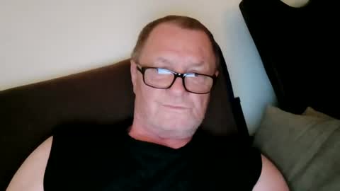 Wolfi online show from 06/21/26, 05:54