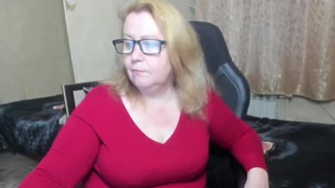 Snapshot of fraumartha chatting on 11/20/25, 01:00 FrauMartha online show from 11/20/25, 01:00