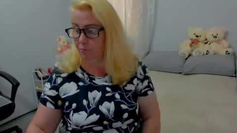FrauMartha online show from 07/30/26, 10:36