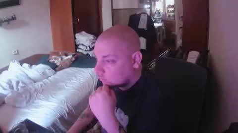 freak_azoid online show from 06/06/26, 09:47
