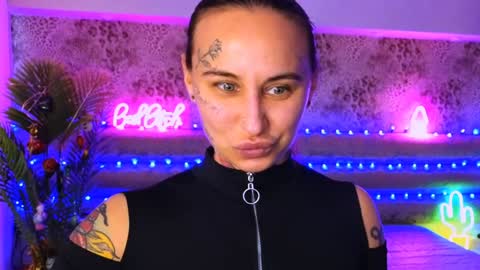 Freak online show from 12/20/24, 09:54