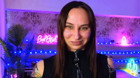 Freak online show from 02/06/25, 10:04