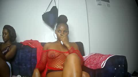 Snapshot of freaky216738 chatting on 01/18/25, 07:07 freakyLucy online show from 01/18/25, 07:07