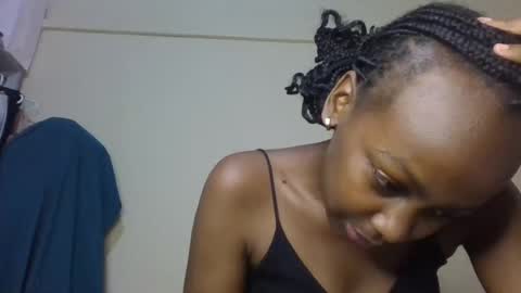 freaky_beauty online show from 06/14/26, 03:03