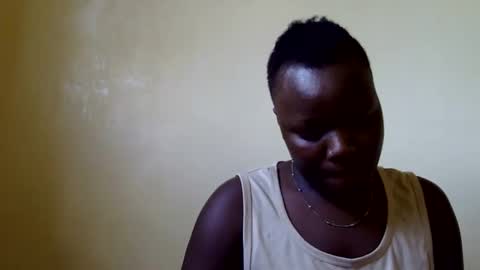 Snapshot of freaky_dolly chatting on 02/13/25, 11:28 freaky_dolly online show from 02/13/25, 11:28