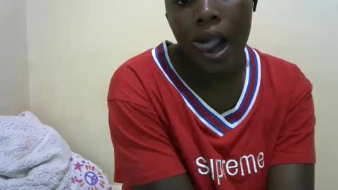 Snapshot of freaky_dolly chatting on 03/10/25, 04:57 freaky_dolly online show from 03/10/25, 04:57