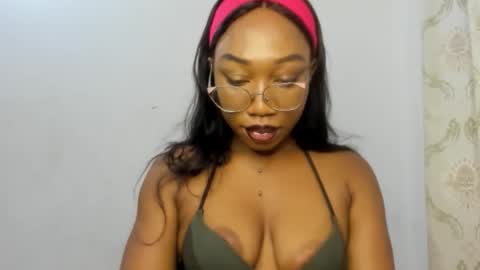 Freaky ebonygirl online show from 09/29/25, 05:56