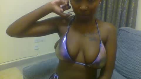 Snapshot of freaky_shade chatting on 02/19/26, 09:05 freaky_shade online show from 02/19/26, 09:05