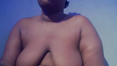 Snapshot of freaky_slut5 chatting on 02/15/26, 04:09 freaky slut5 online show from 02/15/26, 04:09