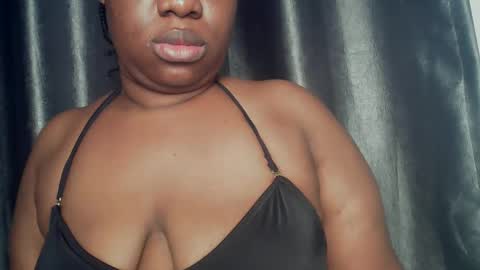 Snapshot of freaky_slut5 chatting on 03/18/26, 04:15 freaky slut5 online show from 03/18/26, 04:15