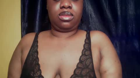 Snapshot of freaky_slut5 chatting on 05/24/26, 04:28 freaky slut5 online show from 05/24/26, 04:28