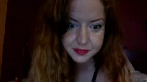 Snapshot of freckledfreaks chatting on 02/16/25, 01:27 Me Myself Irene online show from 02/16/25, 01:27