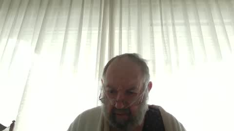 Snapshot of fredaldavid chatting on 02/04/26, 08:20 David Fredal online show from 02/04/26, 08:20