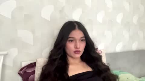 Mia online show from 07/15/26, 07:02