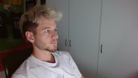 Frederick Perin online show from 09/25/25, 01:15