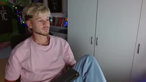 Frederick Perin online show from 11/27/25, 10:12